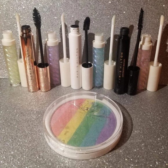 Paris Hilton Makeup Bundle - Picture 2 of 8